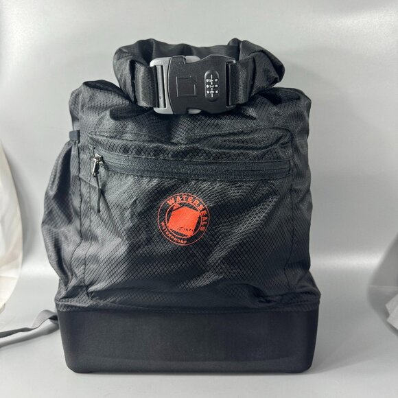 NWOT WaterSeals Edge Back Pack with Secura Lock Technology, Black - Picture 1 of 14
